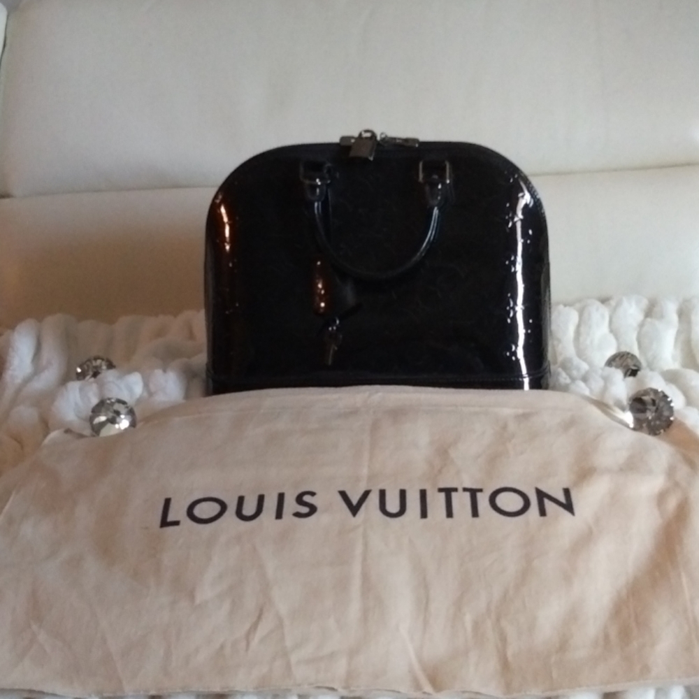 COPY - Louis Vuitton Vernis Alma PM Noir Magnetique